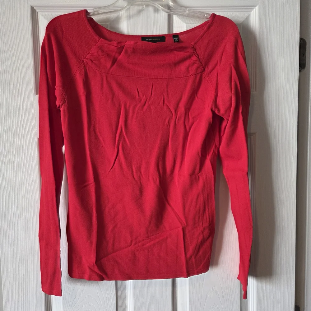 Women's Red Long Sleeve Top - Picture 1 of 6